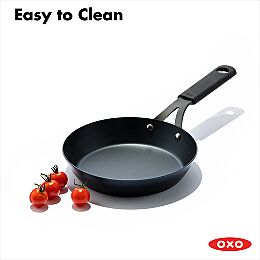 Carbon Steel Obsidian Series 8-Inch Frypan with Silicone Sleeve
