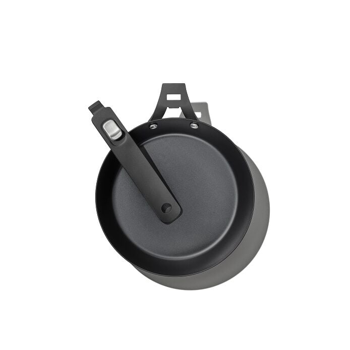 Carbon Steel With Removable Handle 8in Pan